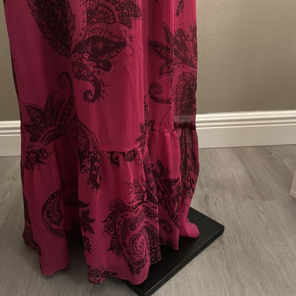 Beautiful Express maxi dress size SP - Picture 5 of 7